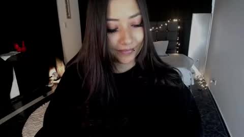 Snapshot of mia_112022 chatting on 09.12.25 Mia zoe online show from 09.12.25