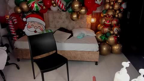 Violett online show from 12.13.25