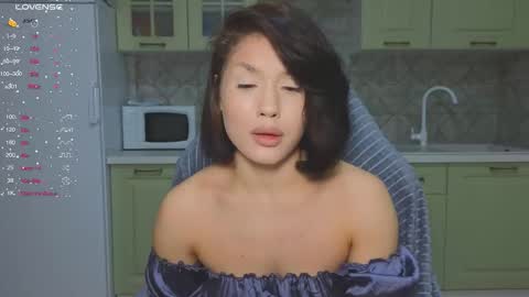 Mia online show from 02.22.26