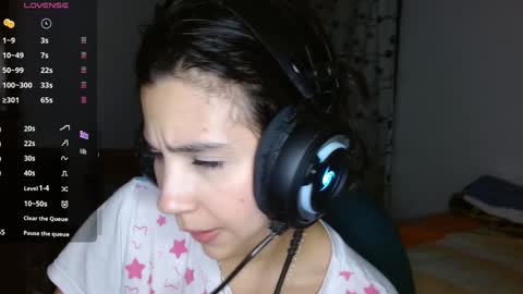 Snapshot of mia__lopez_ chatting on 12.14.24 Mia online show from 12.14.24