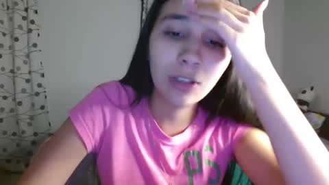 Snapshot of mia__lopez_ chatting on 03.11.25 Mia online show from 03.11.25