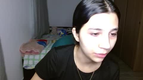 Snapshot of mia__lopez_ chatting on 09.20.25 Mia online show from 09.20.25