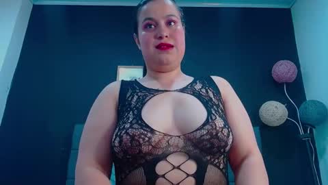 C A L L  M E  M I A  online show from 10.30.25