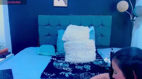 C A L L  M E  M I A  online show from 12.17.25