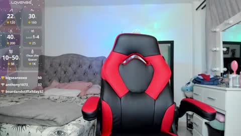 mia_adamsxxx online show from 12.28.24