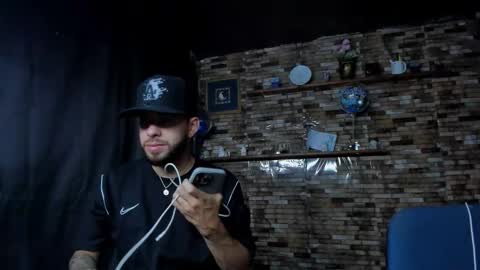 Mia and vincentt model indepent online show from 10.06.25