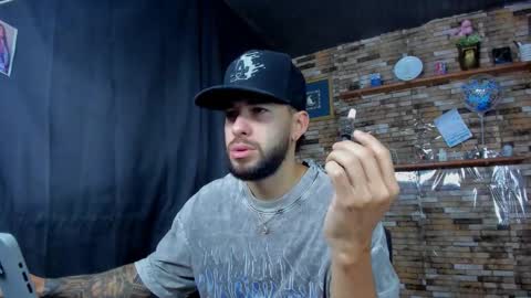 Mia and vincentt model indepent online show from 10.11.25