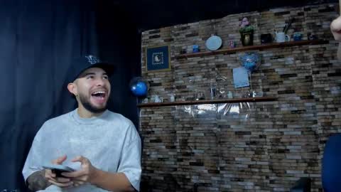 Mia and vincentt model indepent online show from 10.19.25