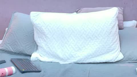 Mia Bellefort online show from 01.18.26