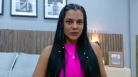 Mia Bellefort online show from 02.09.26