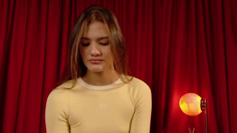 Mia Benett  online show from 04.29.26