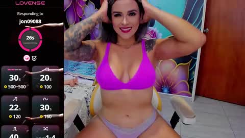Snapshot of mia_bigtits_17 chatting on 03.12.25 Mia online show from 03.12.25