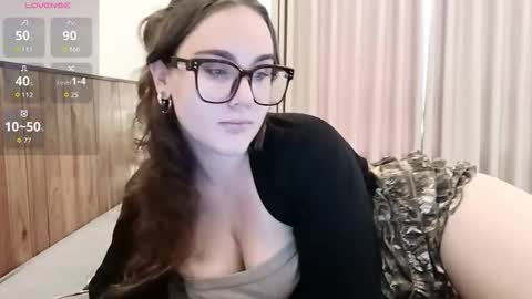 mia_boone online show from 12.21.25