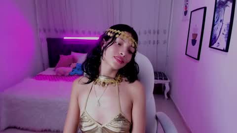 Mia online show from 11.10.25