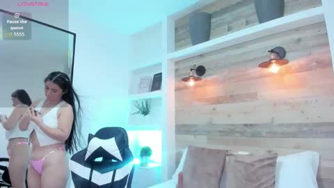 M I A  online show from 02.03.26