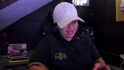 Snapshot of mia_daniela_ chatting on 09.20.25 Mia daniela online show from 09.20.25