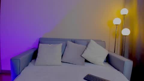 Sarah Luna online show from 02.22.26