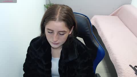 Mia online show from 02.23.26