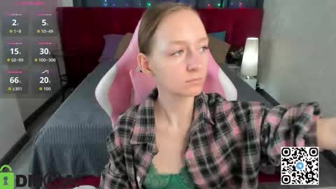 Snapshot of mia_e1fie chatting on 02.03.26 mia_e1fie online show from 02.03.26