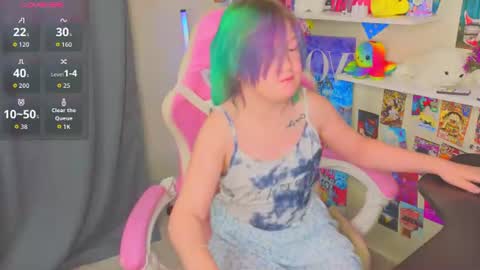Snapshot of mia_ferd chatting on 07.14.26 Mia online show from 07.14.26