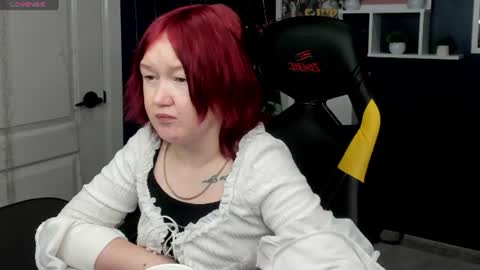 Snapshot of mia_ferd chatting on 07.26.26 Mia online show from 07.26.26