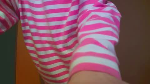 Snapshot of mia_fleur_ chatting on 12.20.24 Mia online show from 12.20.24