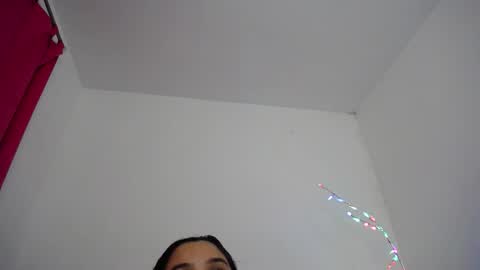 M I A online show from 12.03.25