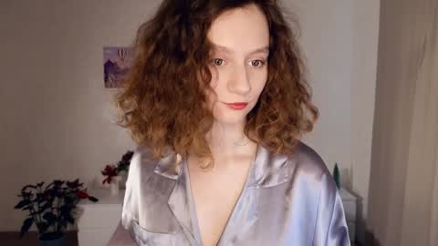 Mia  online show from 01.29.25
