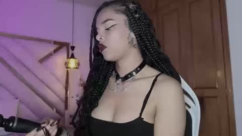 Mia online show from 02.26.26