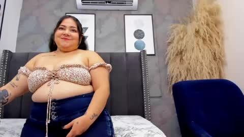Snapshot of mia_ginger_bbw chatting on 06.15.26 mia online show from 06.15.26