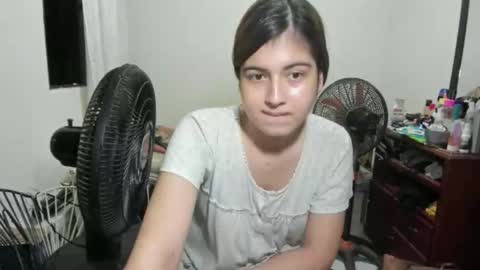 Snapshot of mia_goth766259 chatting on 11.27.25 izzy online show from 11.27.25