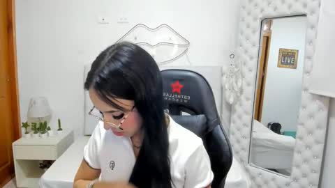    online show from 01.03.25