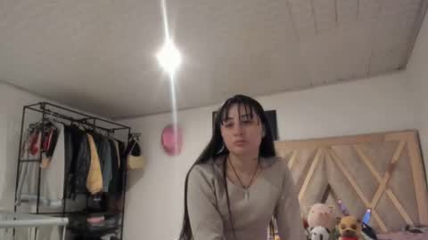 mia kaneee online show from 10.27.25