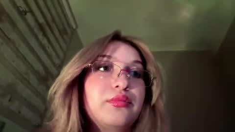 Miaaa online show from 06.11.26