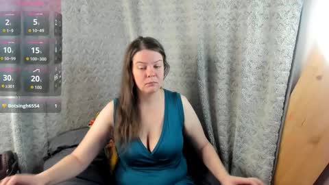 mia_lores online show from 11.09.25