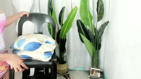 M I A online show from 02.26.26