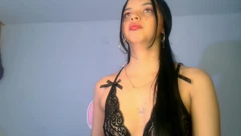 Snapshot of mia_lucy_21 chatting on 06.04.26 mia lucy 21 online show from 06.04.26
