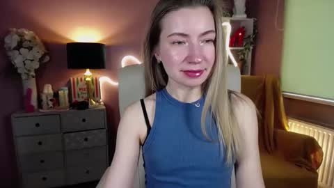 Mia online show from 02.11.25