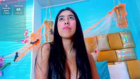 mia montess online show from 11.01.25