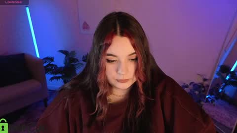 Mia online show from 04.17.26