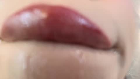 Mia Roux online show from 01.01.25