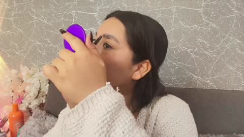 Mia Roux online show from 01.24.25