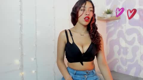 Mia . online show from 03.06.26