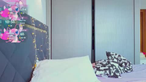 Mia online show from 02.28.25