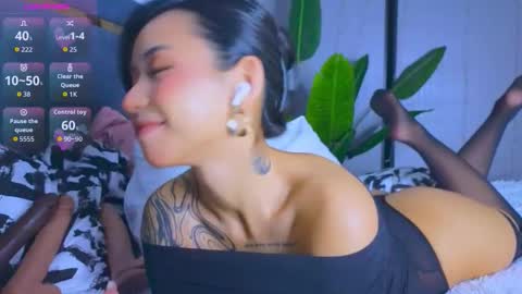 Mia online show from 01.15.26