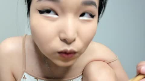 Snapshot of mia_soyun chatting on 05.08.26 Your Soyun online show from 05.08.26