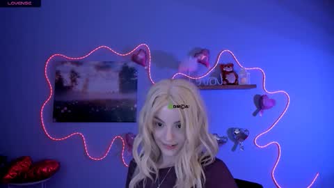 mia_starrr_ online show from 02.25.26