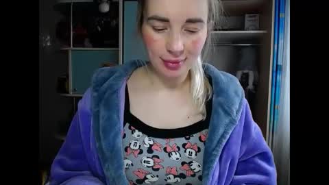 Mia. online show from 02.17.26