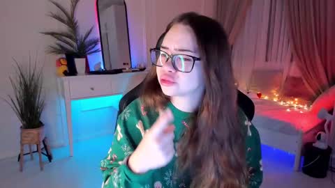 VixenMia online show from 02.10.25