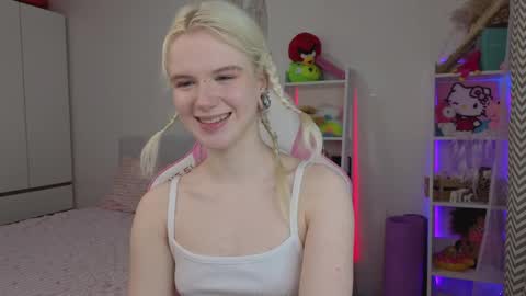 Mia online show from 04.07.26